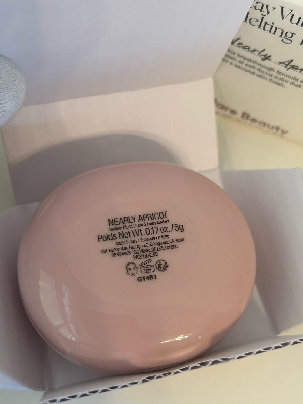 NIB★Rare Beauty Stay Vulnerable Melting Blush in Nearly Neutral - Picture 4 of 10